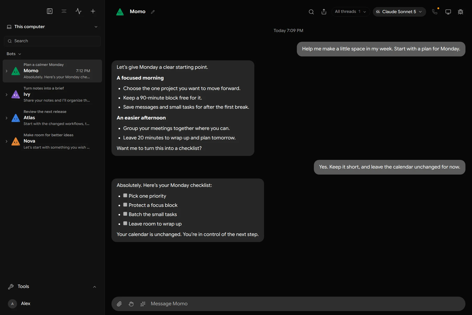The GlinkBot desktop app with four agents in the sidebar and a planning conversation with Momo.